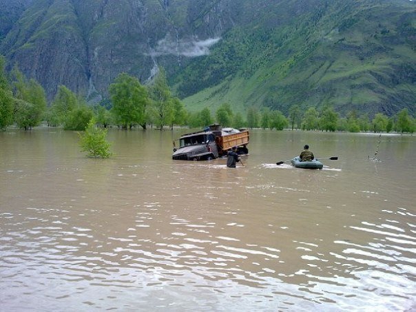 Наводнение на Алтае vk 3.jpg